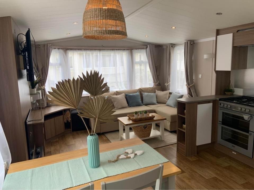 Cosy, Coastal Themed Holiday Home, Rockley Park, Poole, Dorset Dış mekan fotoğraf
